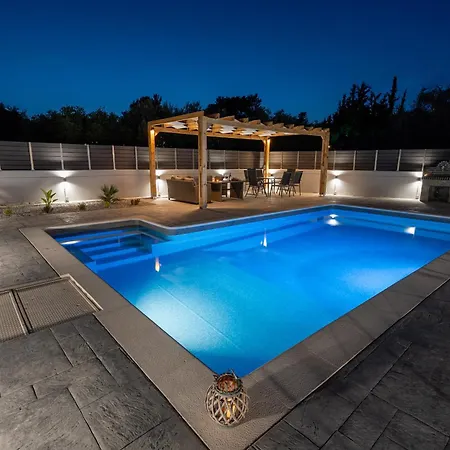 Pasadra Вилла *