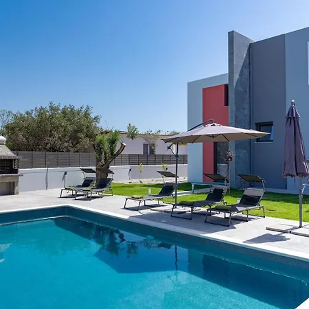 Villa Pasadra Afándu