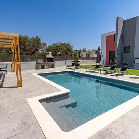 Villa Pasadra Afándu