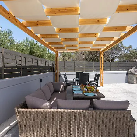 Pasadra Villa Afándu